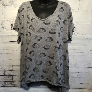TORRID V Neck Sculls Top sz. 3